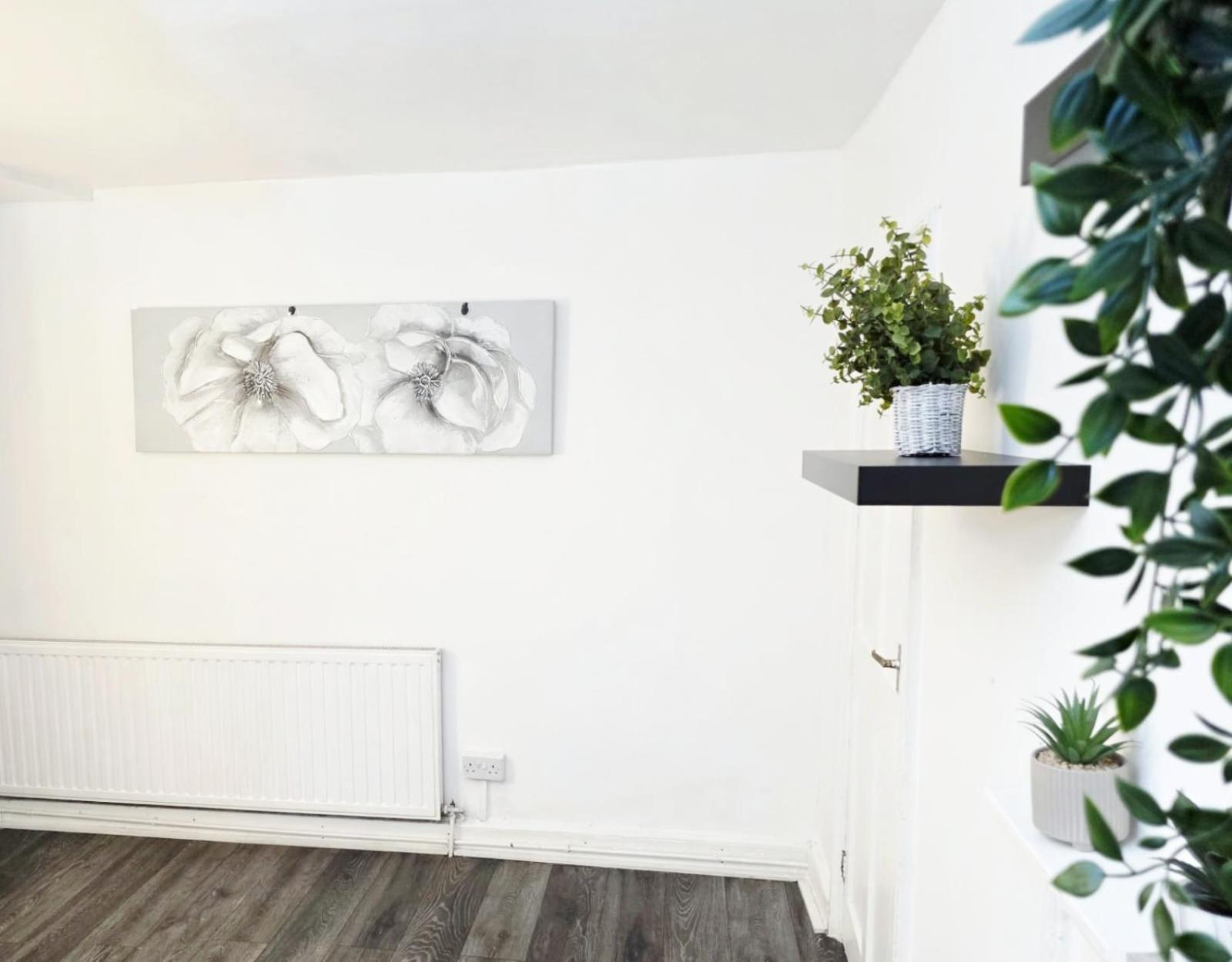 Apartment Centre With Tennis Table
