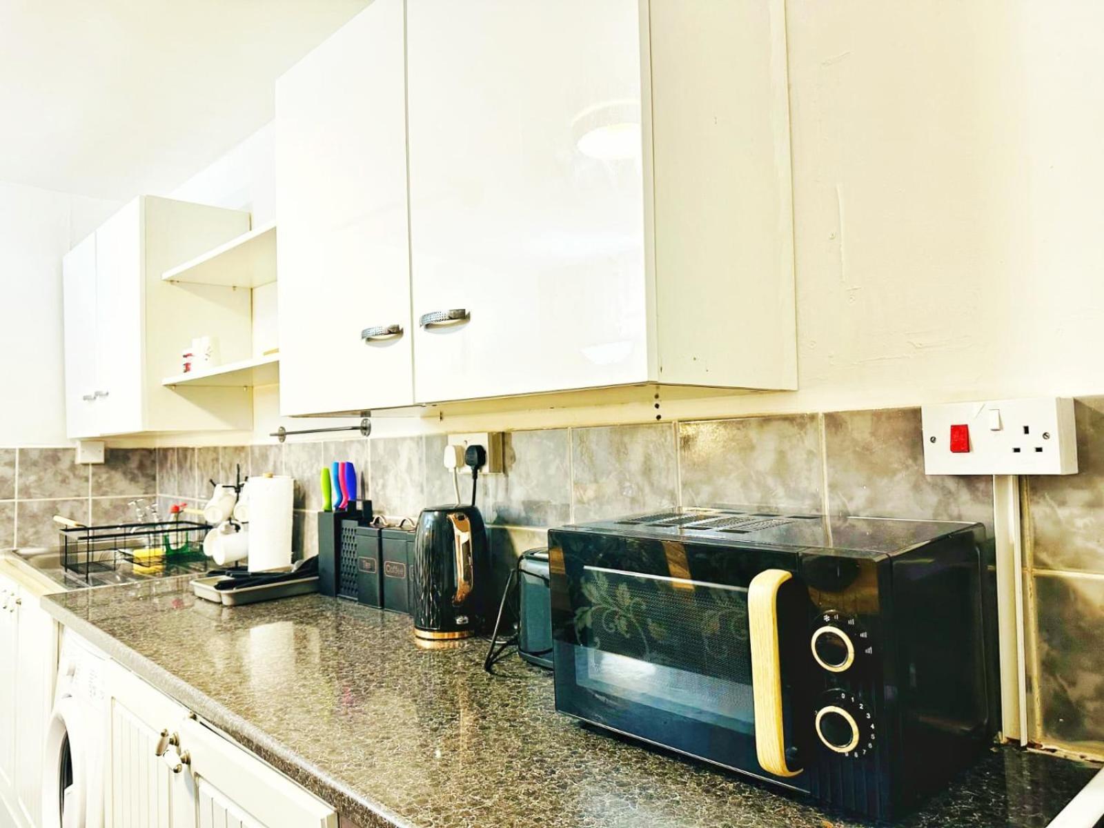 City Centre Apartment With Tennis Table Apartment *